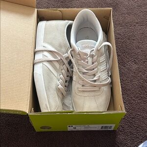 Adidas Cream Court Sneakers